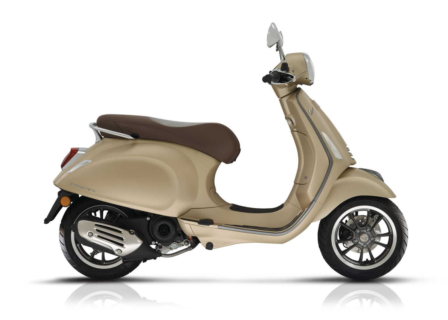 Vespa Primavera S 125 Beige Sahara | LivePR Press